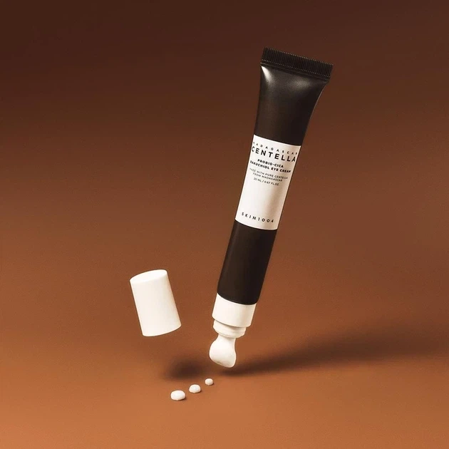 Крем под глаза с бакучиолом SKIN1004 Madagascar Centella Probio-Cica Bakuchiol Eye Cream, 20 мл - Фото 4 Крем под глаза с бакучиолом SKIN1004 Madagascar Centella Probio-Cica Bakuchiol Eye Cream, 20 мл - изображение 4