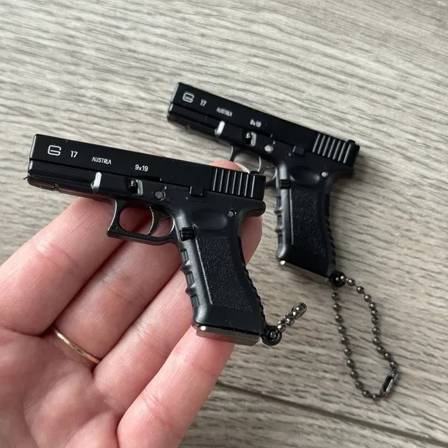 Брелок разборный Пистолет Glock 17 Сувенир черный цвет - изображение 2