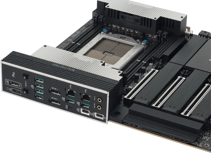 Материнська плата ASUS Pro WS TRX50-SAGE WIFI A (sTR5, AMD TRX50, PCI-Ex16) - зображення 7