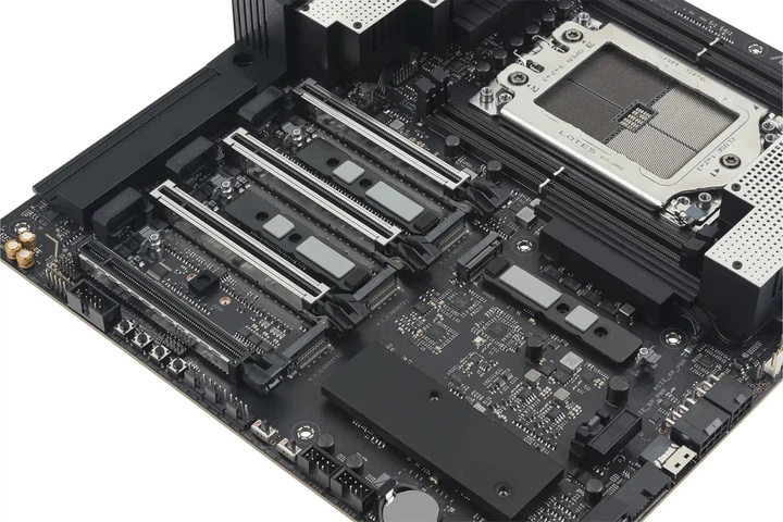 Материнська плата ASUS Pro WS TRX50-SAGE WIFI A (sTR5, AMD TRX50, PCI-Ex16) - зображення 8