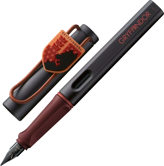 Ручка чорнильна LAMY safari Gryffindor EF чорнила T10 сині (4040151) - Фото 1 Ручка чорнильна LAMY safari Gryffindor EF чорнила T10 сині (4040151) - зображення 1