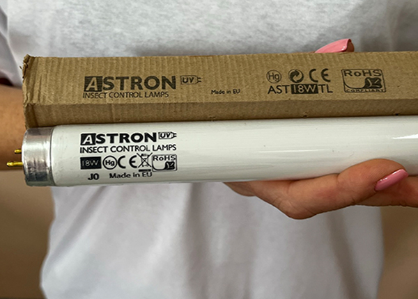 УФ лампа Astron 18вт UVA G13 в защитной пленке для Pomel Trio Max - Фото 4 УФ лампа Astron 18вт UVA G13 в защитной пленке для Pomel Trio Max - изображение 4