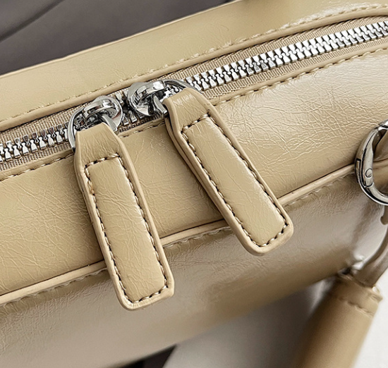 Сумка жіноча Shisano Box-Bag прямокутна з подвійними ручками та знімним гаманцем лакована коричневий (AN)34574 - зображення 4