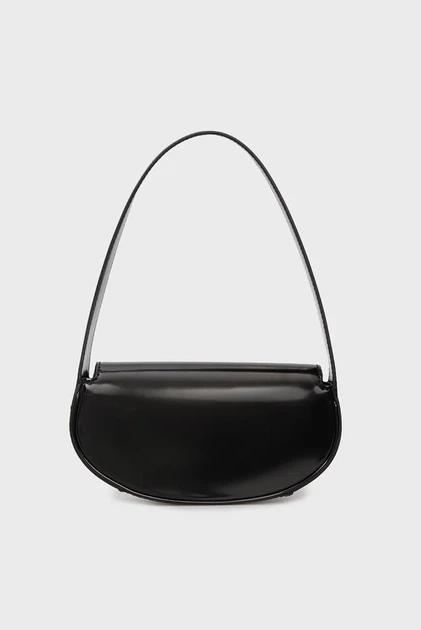 Жіноча чорна сумка ARNELA FLAP SHOULDER BAG Guess OS HWNG9496780 - Фото 4 Жіноча чорна сумка ARNELA FLAP SHOULDER BAG Guess OS HWNG9496780 - изображение 4