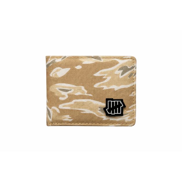 Кошелек Undefeated 11×9 см бежевый с узорами нейлоновый - Фото 1 Кошелек Undefeated 11×9 см бежевый с узорами нейлоновый - изображение 1