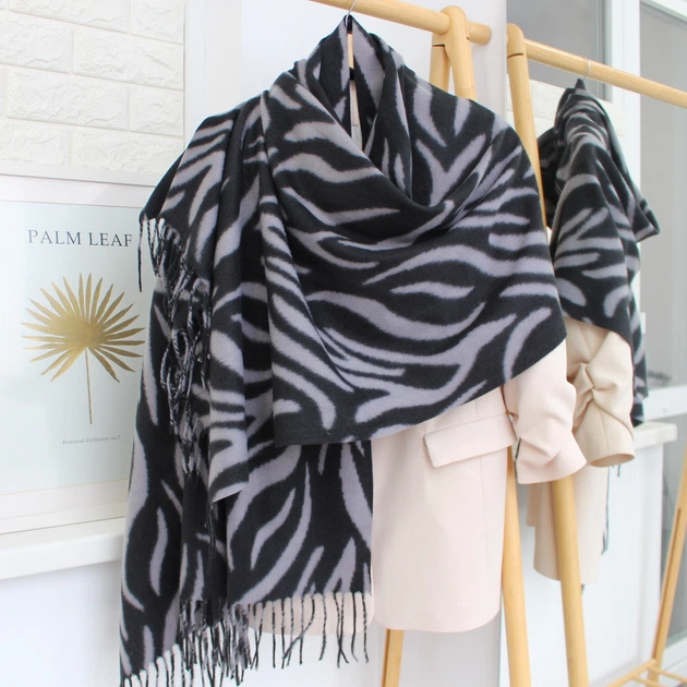 Шарф кашеміровий Cashmere 108034 - Фото 2 Шарф кашеміровий Cashmere 108034 - изображение 2