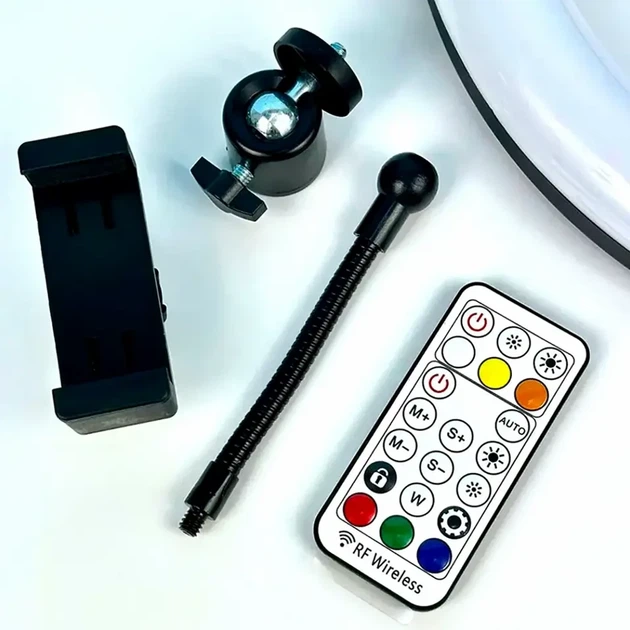 Кільцева LED лампа 26 см RGB з ДУ пультом живлення від USB для блогерів та візажистів LJJ-26 - Фото 8 Кільцева LED лампа 26 см RGB з ДУ пультом живлення від USB для блогерів та візажистів LJJ-26 - зображення 8