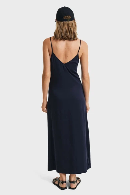 Жіноча темно-синя сукня SLIP DRESS Gant 32 4503383 - Фото 2 Жіноча темно-синя сукня SLIP DRESS Gant 32 4503383 - изображение 2