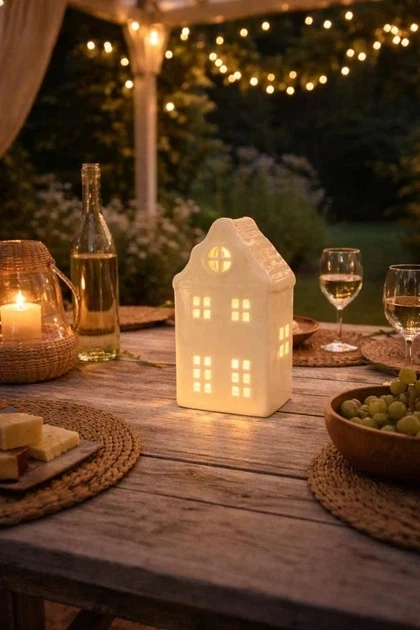 Світильник декоративний керамічний Будиночок Home Accents 15 см Жовтий - зображення 5