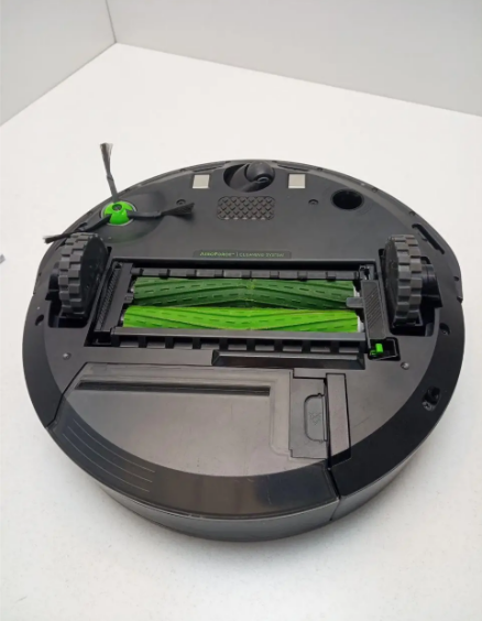 Робот-пилосос iRobot Roomba i7 (i7156) Б/В - зображення 3