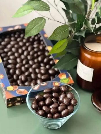 Драже фундук у шоколадній глазурі Amanti, 1 кг, горіхи в глазурі, солодощі з фундуком - Фото 4 Драже фундук у шоколадній глазурі Amanti, 1 кг, горіхи в глазурі, солодощі з фундуком - зображення 4