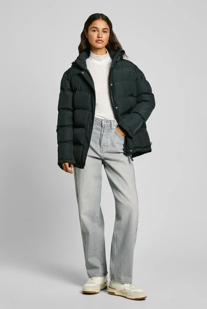 Жіноча чорна куртка Pepe Jeans M PL402438 - Фото 2 Жіноча чорна куртка Pepe Jeans M PL402438 - зображення 2
