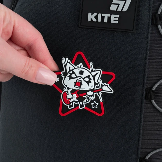 Бейдж Kite Aggretsuko на липучці (AR26-3011) - Фото 4 Бейдж Kite Aggretsuko на липучці (AR26-3011) - зображення 4