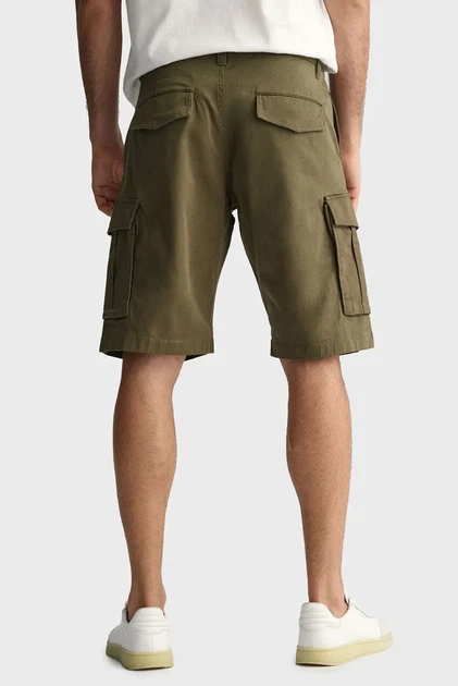Чоловічі зелені шорти RELAXED TWILL CARGO SHORTS Gant 32 205069 - Фото 3 Чоловічі зелені шорти RELAXED TWILL CARGO SHORTS Gant 32 205069 - изображение 3