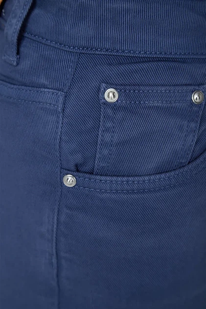 Жіночі сині джинси STRAIGHT CROPPED COLOR JEANS Gant 26 4100213 - Фото 3 Жіночі сині джинси STRAIGHT CROPPED COLOR JEANS Gant 26 4100213 - изображение 3