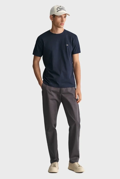 Чоловіча темно-синя футболка SLIM SHIELD SS Gant XXXL 2003185 - Фото 2 Чоловіча темно-синя футболка SLIM SHIELD SS Gant XXXL 2003185 - изображение 2