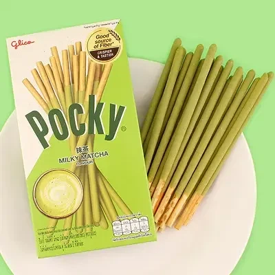 Палочки в шоколадной глазури Pocky Matcha со вкусом молочной матчи 35 г - изображение 2