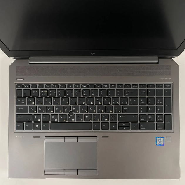Мобільна робоча станція Б-клас HP zBook 15 G6 / 15.6" (1920x1080) IPS / Intel Core i7-9850H (6 (12) ядер по 2.6 - 4.6 GHz) / 16 GB DDR4 / 480 GB SSD / nVidia Quadro T1000, 4 GB GDDR5, 128-bit / TouchID / WebCam б/в + Подарунок Бездротова миша / USB - зображення 3