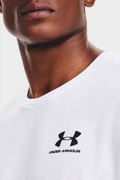 Чоловіча біла футболка SPORTSTYLE LEFT CHEST SS Under Armour L 1326799-100 - зображення 4