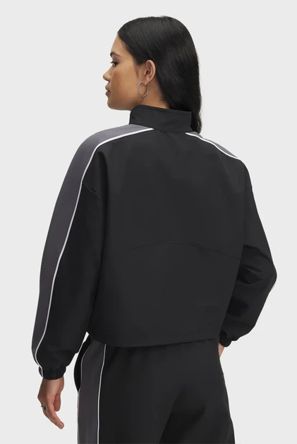 Жіноча чорна вітровка UA Rival Swoven Jacket Under Armour XL 6003715-003 - Фото 3 Жіноча чорна вітровка UA Rival Swoven Jacket Under Armour XL 6003715-003 - изображение 3