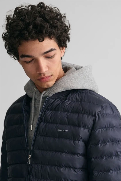 Чоловіча темно-синя куртка QUILTED COLLARED Gant M 7006300 - Фото 4 Чоловіча темно-синя куртка QUILTED COLLARED Gant M 7006300 - изображение 4