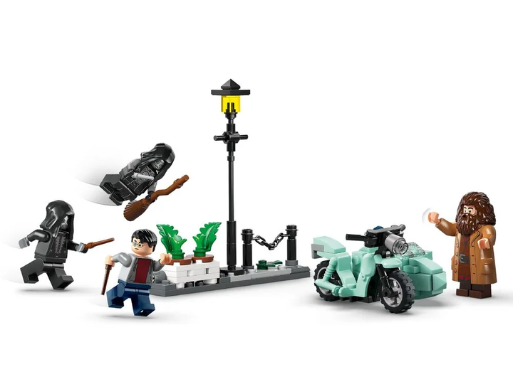 Конструктор LEGO Harry Potter Хэгрид и Гарри: Побег с Тисовой улицы 124 детали (76459) - Фото 4 Конструктор LEGO Harry Potter Хэгрид и Гарри: Побег с Тисовой улицы 124 детали (76459) - изображение 4