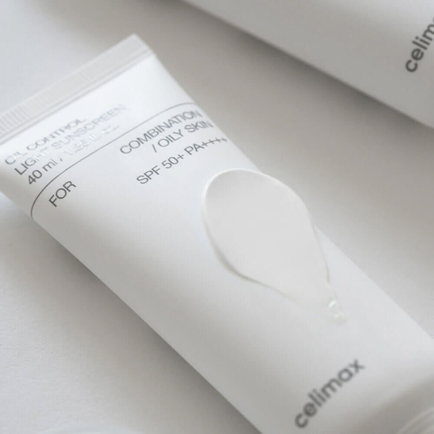 Солнцезащитный крем для уменьшения секреции себума Celimax Oil Control Light Sunscreen SPF50+ PA++++, 40 мл - Фото 2 Солнцезащитный крем для уменьшения секреции себума Celimax Oil Control Light Sunscreen SPF50+ PA++++, 40 мл - изображение 2