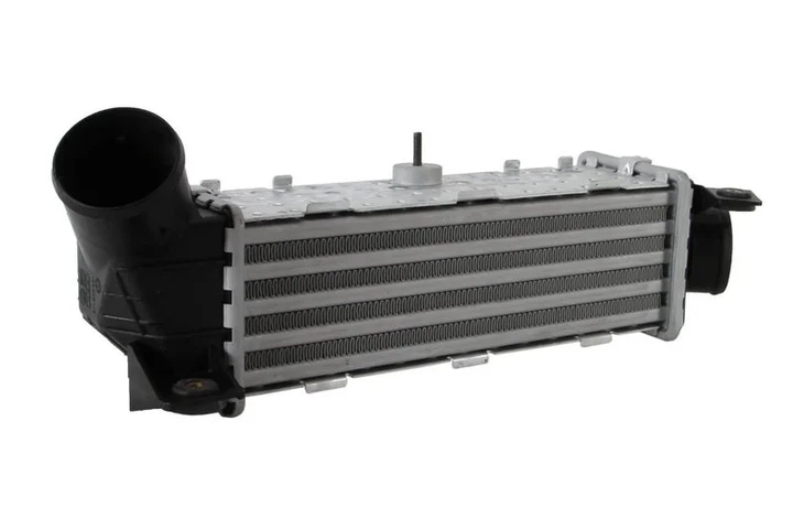 Інтеркулер 96796 NISSENS NISSENS 96796 Seat Cordoba, Ibiza; Volkswagen Polo, Caddy 6K0145805C, 6K0145805E, 6K0145805F - изображение 2