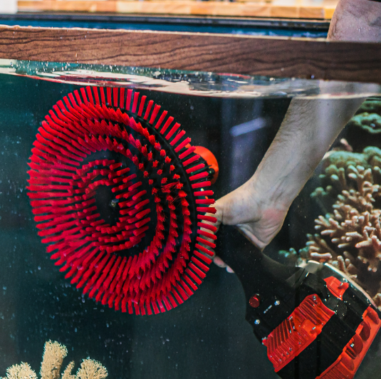 Акумуляторний очисник корпусів суден Nemo Hull Cleaner Electric Brush - Фото 3 Акумуляторний очисник корпусів суден Nemo Hull Cleaner Electric Brush - изображение 3