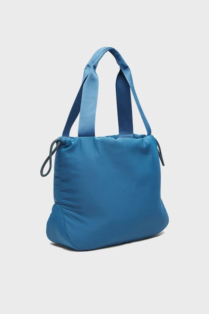 Жіноча синя сумка Studio Cinch Tote-BLU Under Armour OSFM 6009577-498 - Фото 3 Жіноча синя сумка Studio Cinch Tote-BLU Under Armour OSFM 6009577-498 - изображение 3