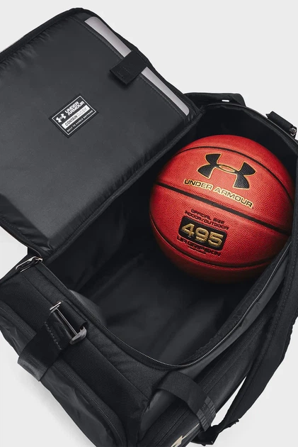Чорна спортивна сумка-рюкзак UA Contain Duo SM SM BP Duffle Under Armour OSFM 1381920-001 - Фото 6 Чорна спортивна сумка-рюкзак UA Contain Duo SM SM BP Duffle Under Armour OSFM 1381920-001 - изображение 6