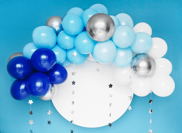 Гірлянда з повітряних кульок PartyDeco 200 см Синя 60 шт (5900779175945) - зображення 4
