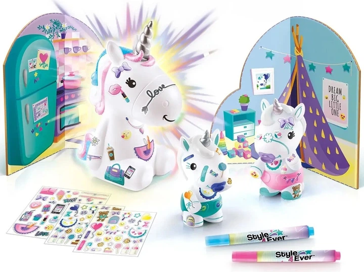 Zestaw Canal Toys DIY Style 4 Ever Moi ulubieńcy Rodzina świecących jednorożców (3555801288012) - obraz 3