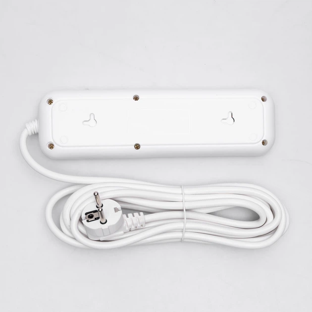 Сетевой фильтр-удлинитель 3 розетки 3xUSB-A 1xUSB-C кабель 5 м белый с выключателем 2500 Вт защита от перегрузки для дома офиса компьютера телевизора смартфона зарядка Yiwu - Фото 5 Сетевой фильтр-удлинитель 3 розетки 3xUSB-A 1xUSB-C кабель 5 м белый с выключателем 2500 Вт защита от перегрузки для дома офиса компьютера телевизора смартфона зарядка Yiwu - изображение 5