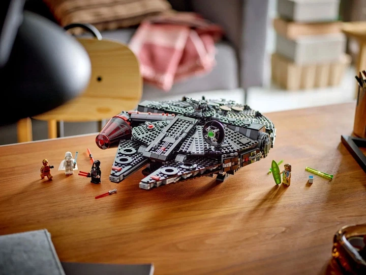 Конструктор Star Wars Темний Сокіл Тисячоліття (Dark Falcon) — 1579 деталей, космічний корабель з фігурками Зоряні Війни - Фото 10 Конструктор Star Wars Темний Сокіл Тисячоліття (Dark Falcon) — 1579 деталей, космічний корабель з фігурками Зоряні Війни - зображення 10