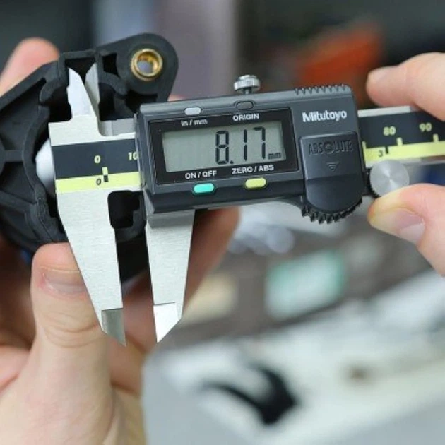Штангенциркуль Mitutoyo MIT500-196-30 0 мм-150 мм/0"-6" Сірий Б/В - зображення 2