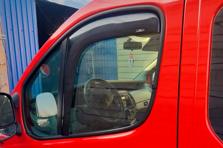 Вітровики вставні (2 шт, HIC) для Renault Trafic 2001-2015 рр - зображення 4