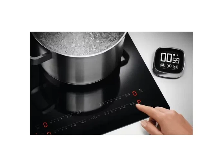 Індукційна варильна поверхня Electrolux LIT60336C - изображение 3
