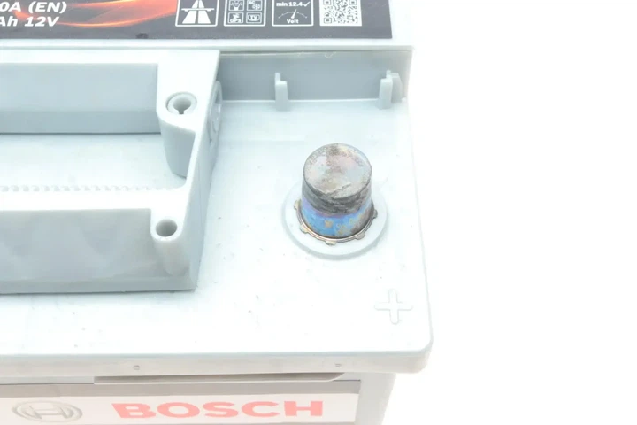 Акумулятор BOSCH 0092S50010 Seat Ibiza; Ford Fiesta, Focus, Fusion, KA; Renault Clio, Megane, Twingo; Suzuki Swift, SX4; Opel Zafira, Ascona; Volkswagen Golf; BMW 5 Series; Nissan Almera 282915105, 9139350, 1072331 - изображение 4