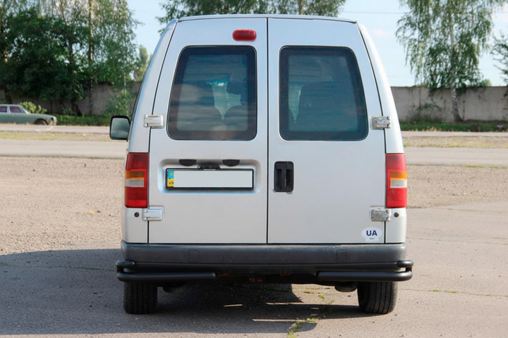 Задні подвійні куточки AK003-подвійний Black (нерж) для Citroen Jumpy 1996-2007 рр - Фото 3 Задні подвійні куточки AK003-подвійний Black (нерж) для Citroen Jumpy 1996-2007 рр - зображення 3
