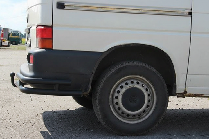 Задние двойные уголки AK003-Double Black (2 шт., нерж.) для Volkswagen T4 Caravelle/Multivan 1990–2003 гг - изображение 2
