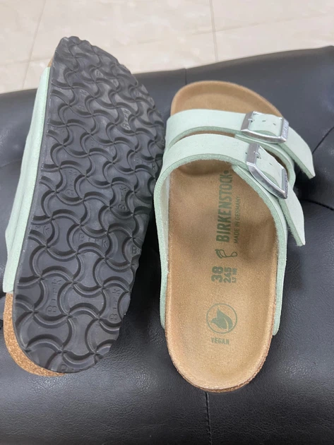 Жіночі шльопанці Біркеншток Birkenstock Arizona Matcha 1024056