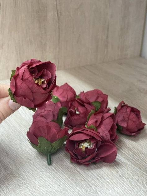 Головки искусственной розы для декора и хендмейда, 4 см, упаковка 100 шт. — Тканевые цветы для флористики, свадебного оформления и творчества Бордовые #11 - Фото 1 Головки искусственной розы для декора и хендмейда, 4 см, упаковка 100 шт. — Тканевые цветы для флористики, свадебного оформления и творчества Бордовые #11 - изображение 1