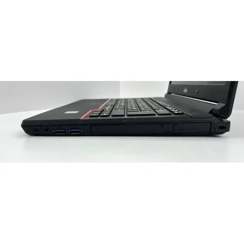 Ноутбук Fujitsu LifeBook E546 14.0" Intel Core i3 2.3 GHz 8GB DDR4 64 GB SSD + ОС Windows 10 + АКБ + ЗП Б/В | 24090 - зображення 5