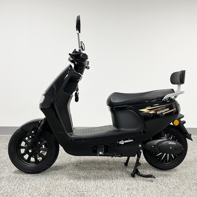Електроскутер Spark SP1500E-3 (Чорний) - Фото 7 Електроскутер Spark SP1500E-3 (Чорний) - зображення 7