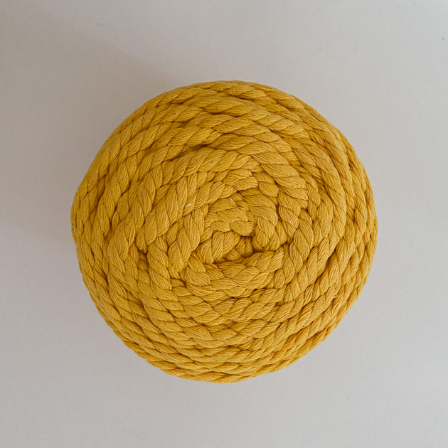 Шнур кручений для макраме YarnArt macrame rope 5мм жовтий 500г (№764) - Фото 3 Шнур кручений для макраме YarnArt macrame rope 5мм жовтий 500г (№764) - изображение 3