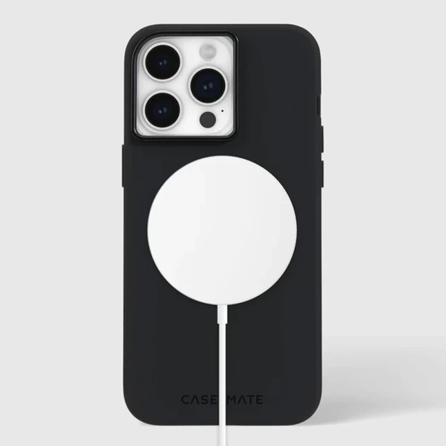 Чехол Case-Mate Silicone для iPhone 15 Pro Max черный with MagSafe (CM051656) - Фото 2 Чехол Case-Mate Silicone для iPhone 15 Pro Max черный with MagSafe (CM051656) - изображение 2
