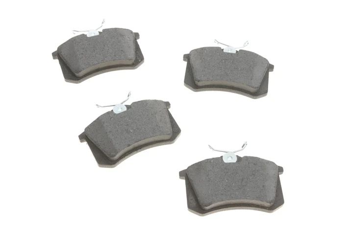 Колодки гальмові Delphi LP571 Volkswagen Golf, Jetta, Passat, Polo, Vento, Scirocco; Seat Cordoba, Ibiza, Exeo, Toledo; Audi A6, A4; Skoda Roomster 1K0698451J, 191615415A, 191615415D - зображення 7