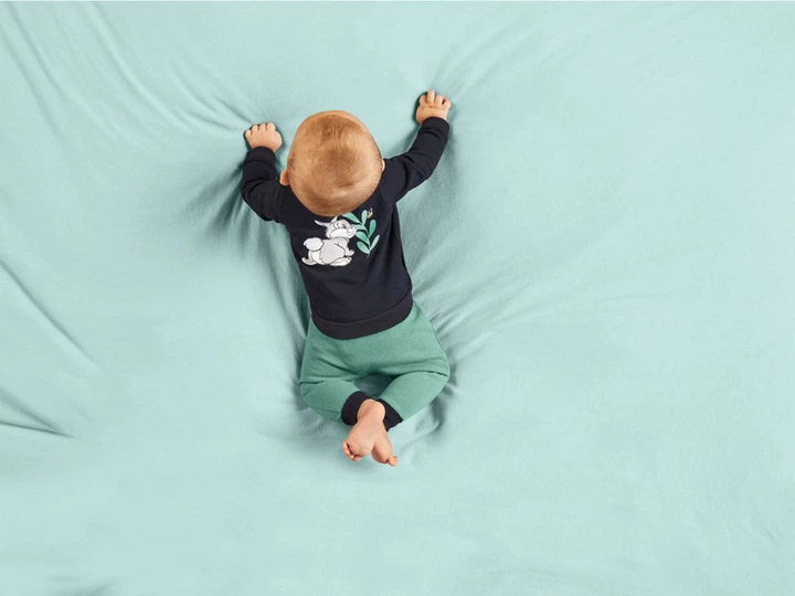 Костюм (толстовка і штани) для хлопчика Disney LYCRA® 370493-1 086-92 см (12-24 months) Різнобарвний - Фото 6 Костюм (толстовка і штани) для хлопчика Disney LYCRA® 370493-1 086-92 см (12-24 months) Різнобарвний - зображення 6