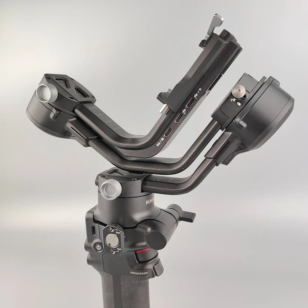 Стедикам DJI RSC 2 / до 3 кг / 14 ч работы / Bluetooth / OLED-дисплей / Черный Б/В k1 - изображение 6